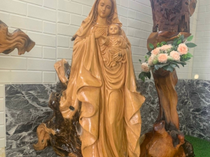 Tượng Đức Mẹ