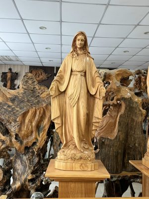 Tượng Đức Mẹ