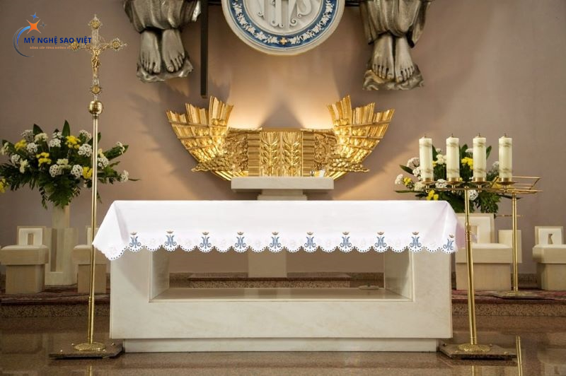 Khăn trải bàn thờ Công giáo