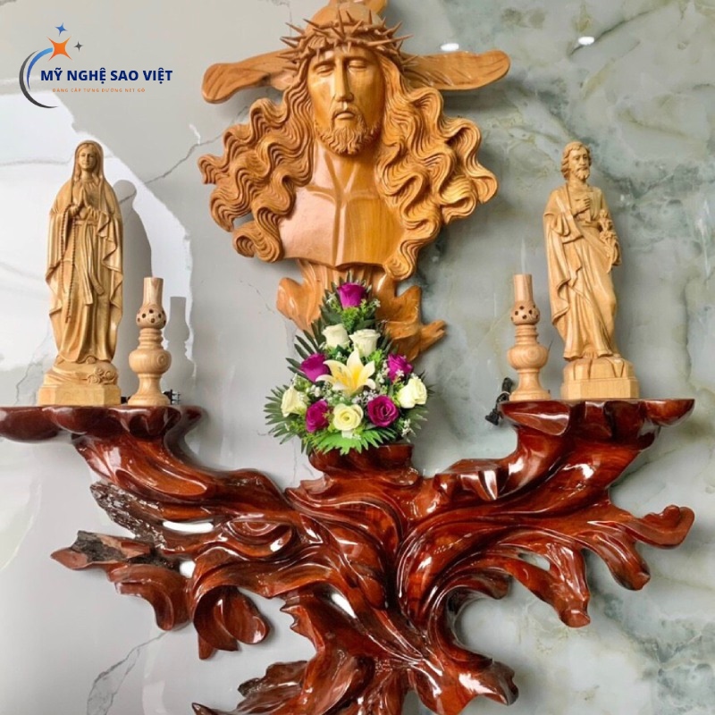 Bàn thờ Công giáo TPHCM