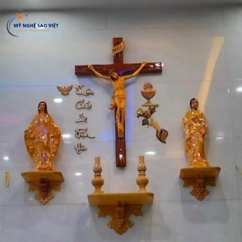 Bàn thờ Công giáo TPHCM