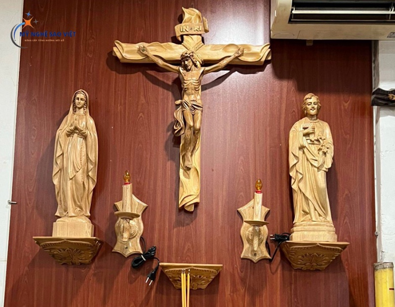 Những mẫu bàn thờ công giáo đẹp
