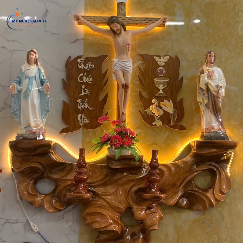 Những mẫu bàn thờ công giáo đẹp
