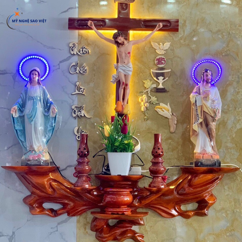 Những mẫu bàn thờ công giáo đẹp