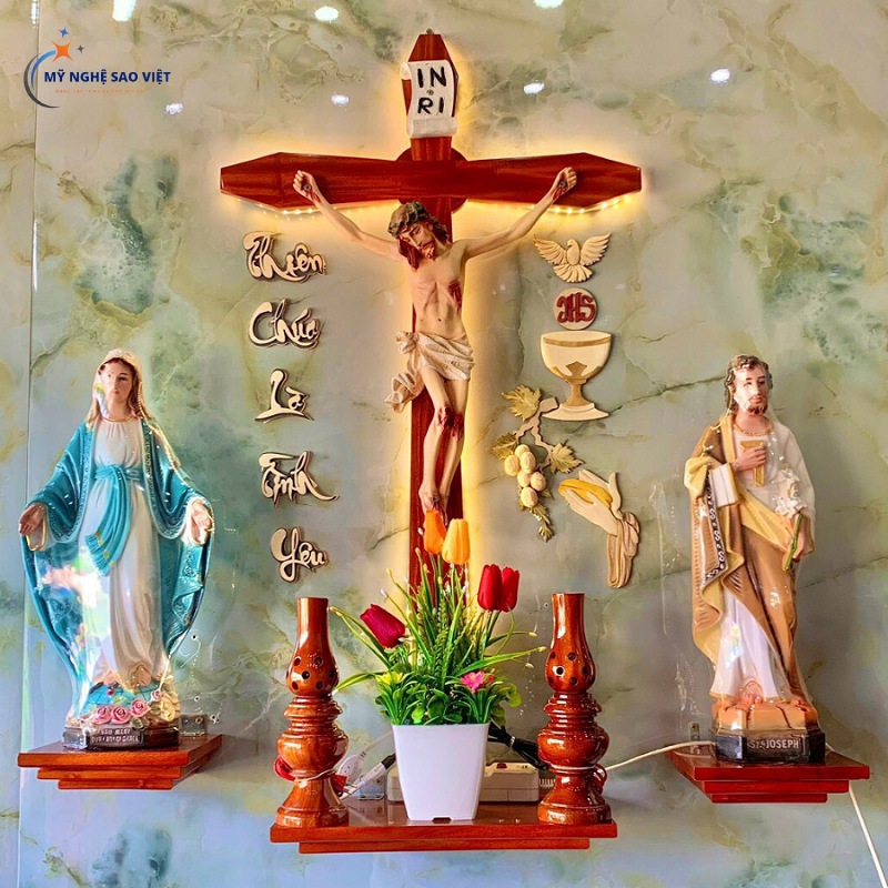Những mẫu bàn thờ công giáo đẹp