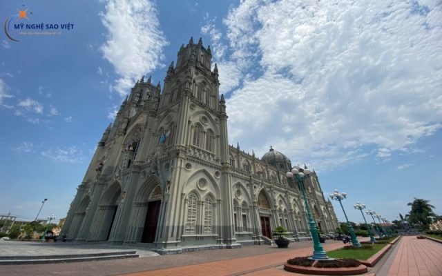 Giáo xứ đền thánh Kiên Lao