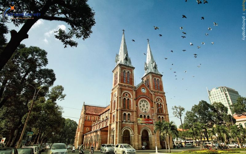 Nhà Thờ Chính Tòa Đức Bà Sài Gòn